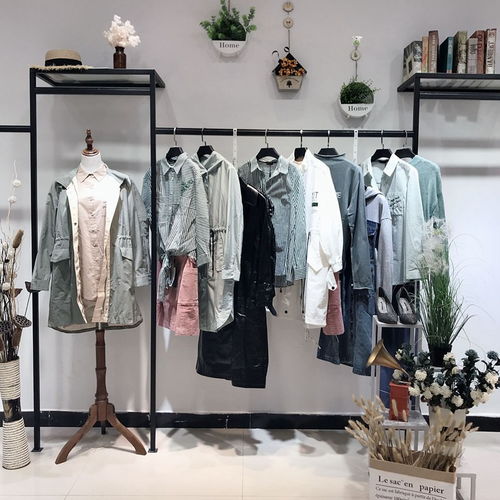 超個性時尚女裝店名女裝外套陳列圖片常熟服裝批發市場女裝